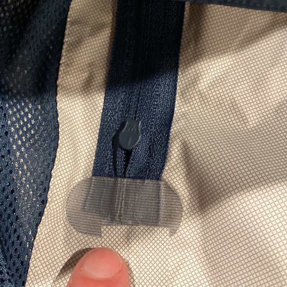 Columbia out dry waterproof jacket - Picture 7 of 10